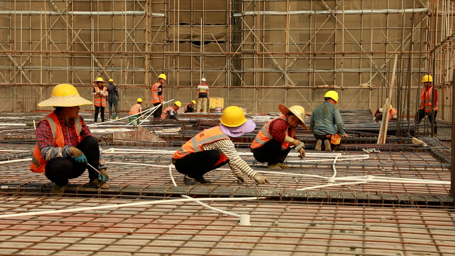 C4296.00_09_17_21.Still033.jpg C4296.00_09_17_21.Still033.jpg